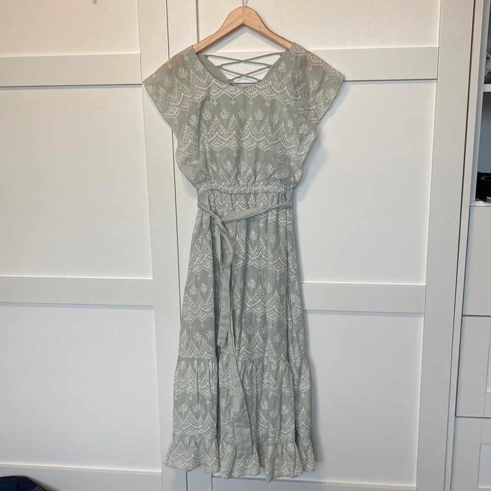 Lace up back maxi dress